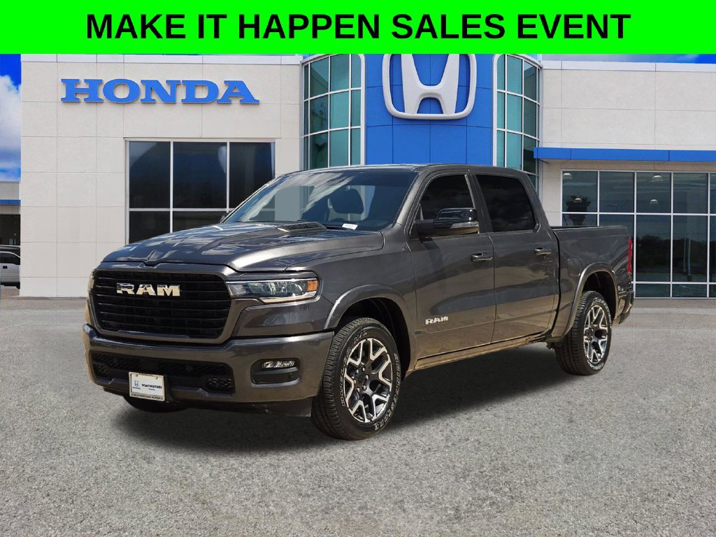 Used 2025 RAM 1500 Laramie w/ Sport Appearance Package AWD/4WD image 7