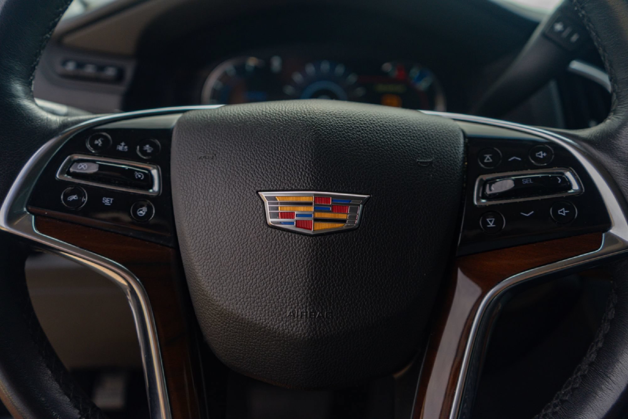 Used 2020 Cadillac Escalade Luxury RWD image 11