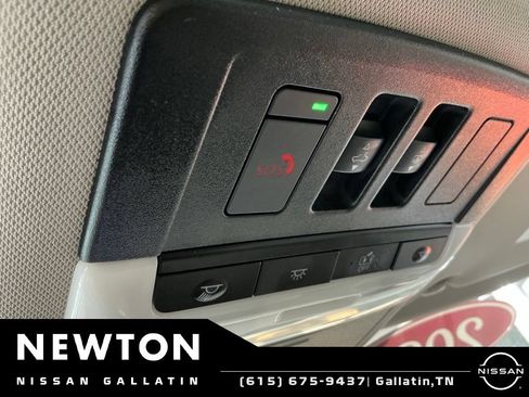 Used 2023 Nissan Rogue SL w/ SL Premium Package FWD image 32