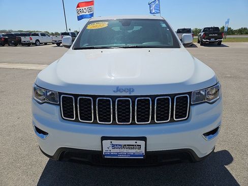 Used 2022 Jeep Grand Cherokee Laredo E image 12