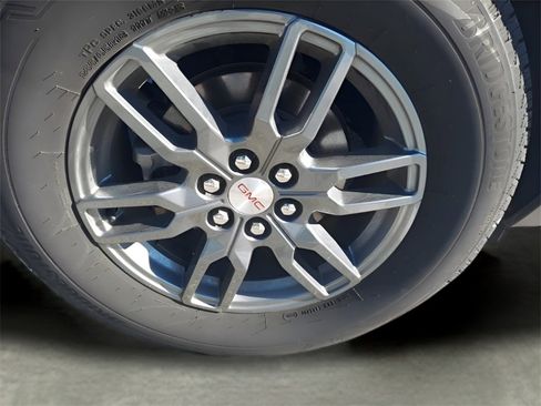 Used 2025 GMC Acadia Elevation image 31