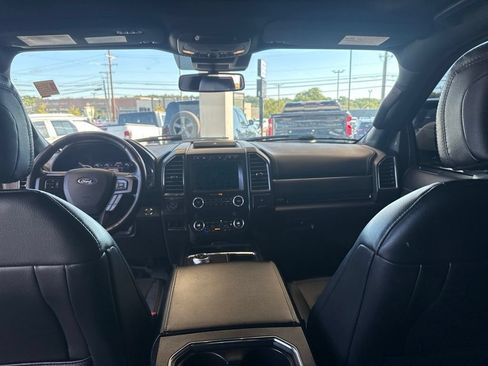 Used 2020 Ford Expedition Limited w/ Special Edition Package AWD/4WD image 16