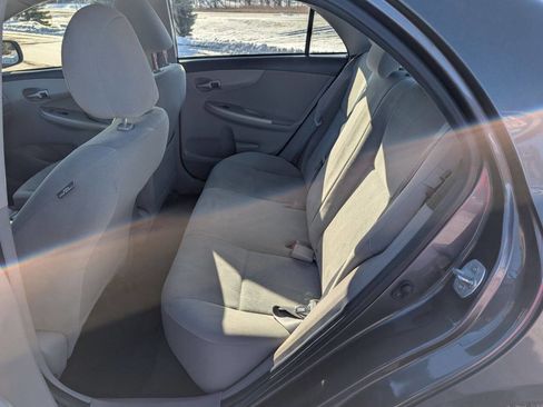 Used 2012 Toyota Corolla LE image 13