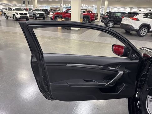 Used 2018 Honda Civic Si image 17