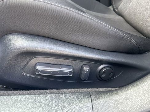 Used 2025 Honda Accord SE image 10