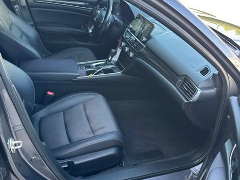 Used 2020 Honda Accord Sport image 14
