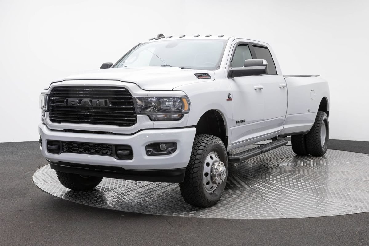 Used 2021 RAM 3500 Big Horn w/ Level 2 Equipment Group AWD/4WD image 2