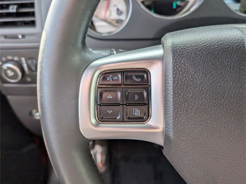 Used 2011 Dodge Challenger R/T w/ Sound Group II image 21