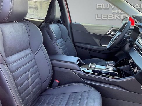 New 2026 Mitsubishi Outlander SE AWD/4WD image 8