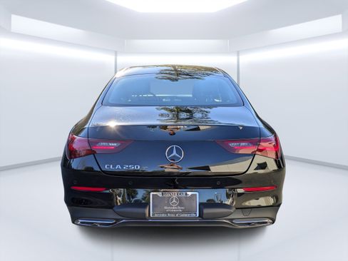 Used 2024 Mercedes-Benz CLA 250 image 4
