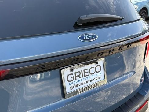 Used 2025 Ford Explorer ST w/ Sun And Sound Package RWD image 16