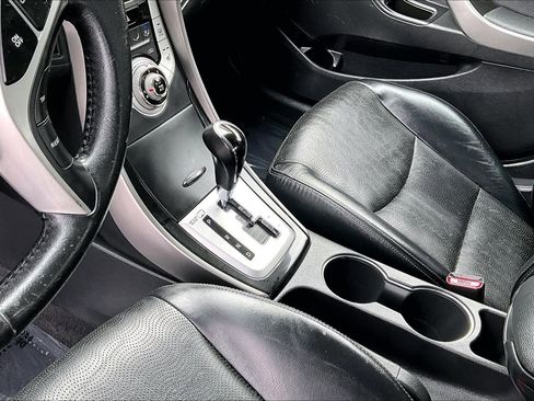 Used 2012 Hyundai Elantra Limited w/ Technology Pkg 5 image 16