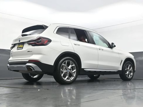 Used 2022 BMW X3 xDrive30i AWD/4WD image 46