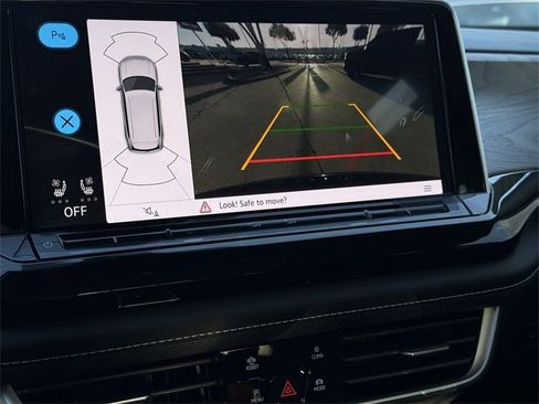 New 2026 Volkswagen Atlas SE image 15