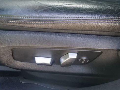 Used 2018 BMW 740i 740i image 16