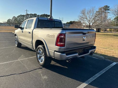 Used 2022 RAM 1500 Laramie w/ Laramie Southwest Edition AWD/4WD image 11
