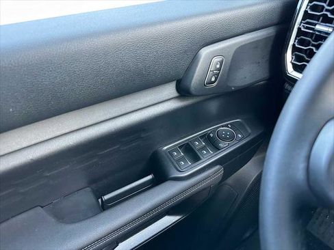 Used 2024 Ford Ranger XLT w/ Trailer Tow Package image 32