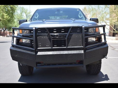 Used 2020 Chevrolet Silverado 1500 Custom Trail Boss image 8