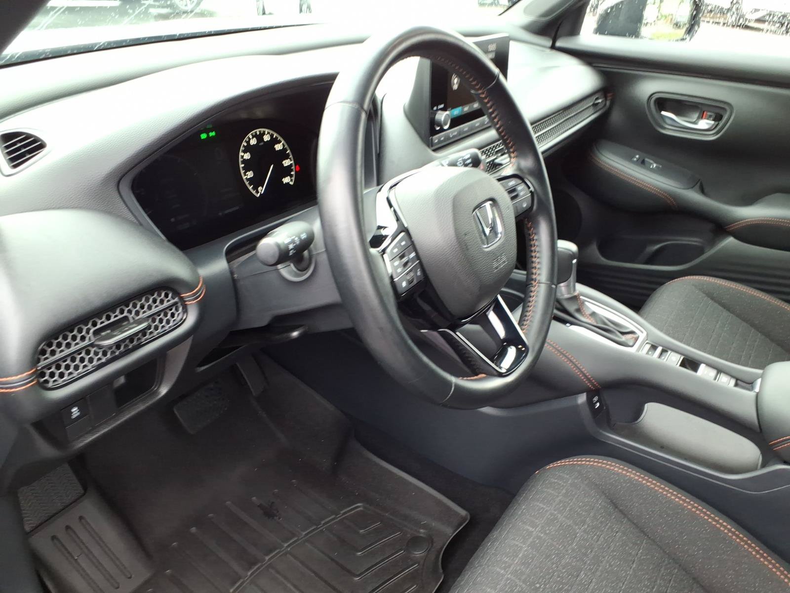 Certified 2025 Honda HR-V Sport image 15