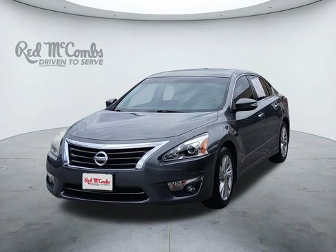 Used 2015 Nissan Altima 2.5 SL w/ Technology Package FWD image 1