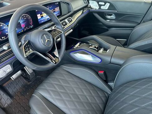 Certified 2024 Mercedes-Benz Maybach GLS 600 4MATIC image 11