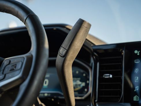 Used 2024 Chevrolet Silverado 2500 LTZ w/ LTZ Plus Package image 37