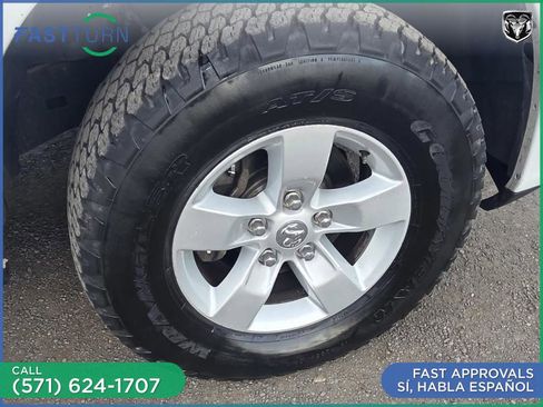 Used 2017 RAM 1500 Express image 37