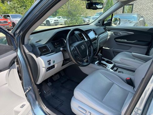 Used 2017 Honda Pilot EX-L image 11