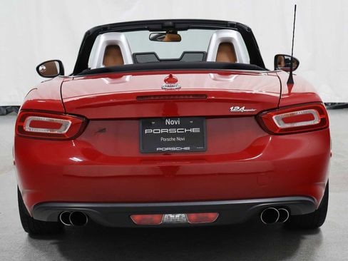 Used 2018 FIAT 124 Spider Lusso RWD image 7