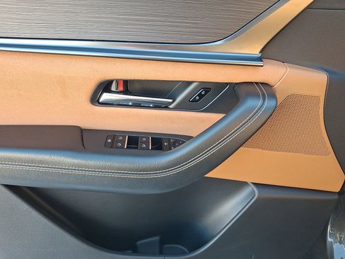 Certified 2025 MAZDA CX-90 3.3 Turbo S w/ Premium Plus image 12