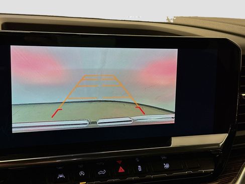 Used 2024 GMC Sierra 1500 Elevation image 23