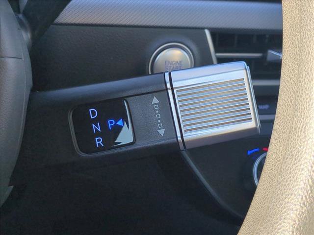 Used 2025 Hyundai Sonata SEL FWD image 12
