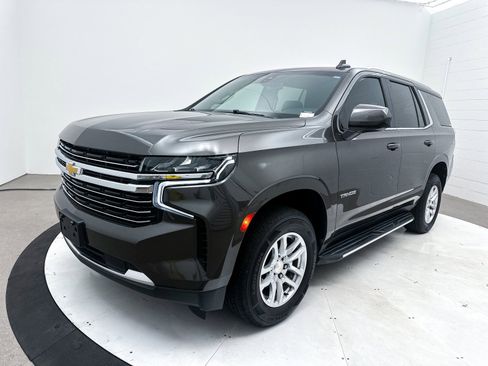 Used 2021 Chevrolet Tahoe LT image 2