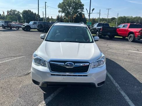 Used 2016 Subaru Forester 2.5i Premium w/ All-Weather Package AWD/4WD image 2