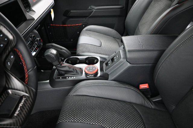 New 2026 Ford Bronco Raptor w/ Interior Carbon Fiber Pack AWD/4WD image 32