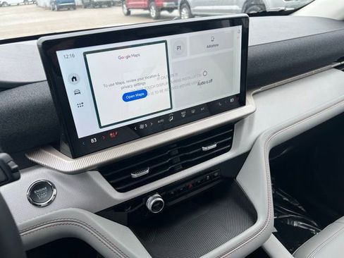 New 2025 Ford Explorer Active w/ Active Comfort Package image 14