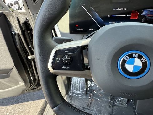 Used 2025 BMW iX xDrive50 w/ Premium Package image 24