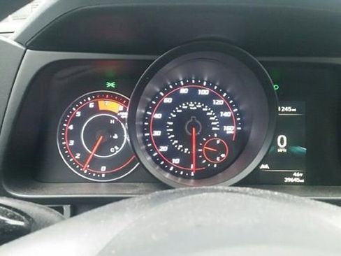 Used 2023 Hyundai Elantra SEL w/ Preferred Accessory Package image 9