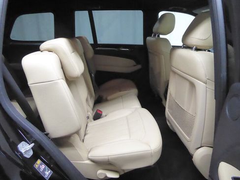 Used 2017 Mercedes-Benz GLS 450 4MATIC w/ Premium Package image 32