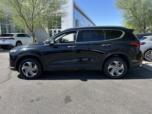 Used 2023 Hyundai Santa Fe SEL AWD/4WD image 2