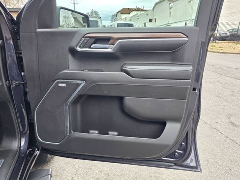 Used 2022 Chevrolet Silverado 1500 RST w/ Convenience Package II image 36