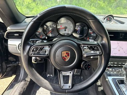 Used 2017 Porsche 911 Carrera S RWD image 12