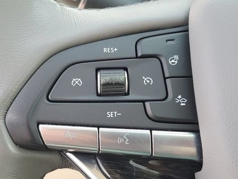 Certified 2022 Cadillac XT6 Premium Luxury AWD/4WD image 10