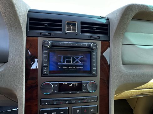 Used 2012 Lincoln Navigator 2WD image 54