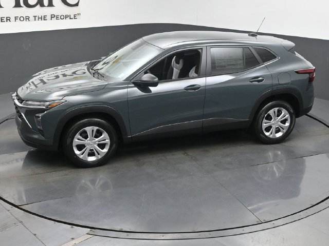 New 2026 Chevrolet Trax LS FWD image 36