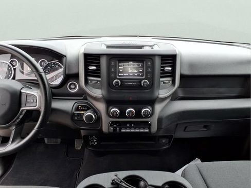 Used 2024 RAM 2500 Tradesman w/ Chrome Appearance Group AWD/4WD image 12