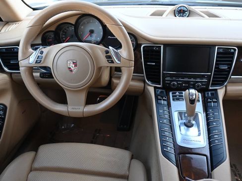 Used 2010 Porsche Panamera 4S image 15