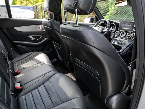 Used 2018 Mercedes-Benz GLC 43 AMG 4MATIC image 36