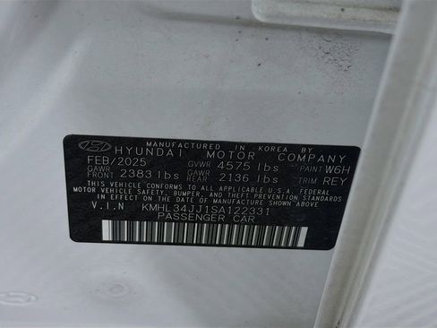 Used 2025 Hyundai Sonata SEL FWD image 32