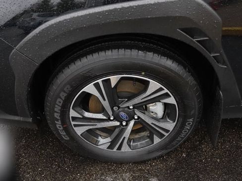 Used 2025 Subaru Crosstrek 2.5i Premium AWD/4WD image 10